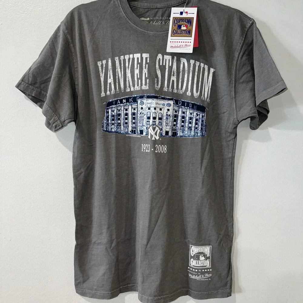 Yankee Stadium‎ Shirt Mitchell & Ness New York Yankees Size S Athletic Sporty